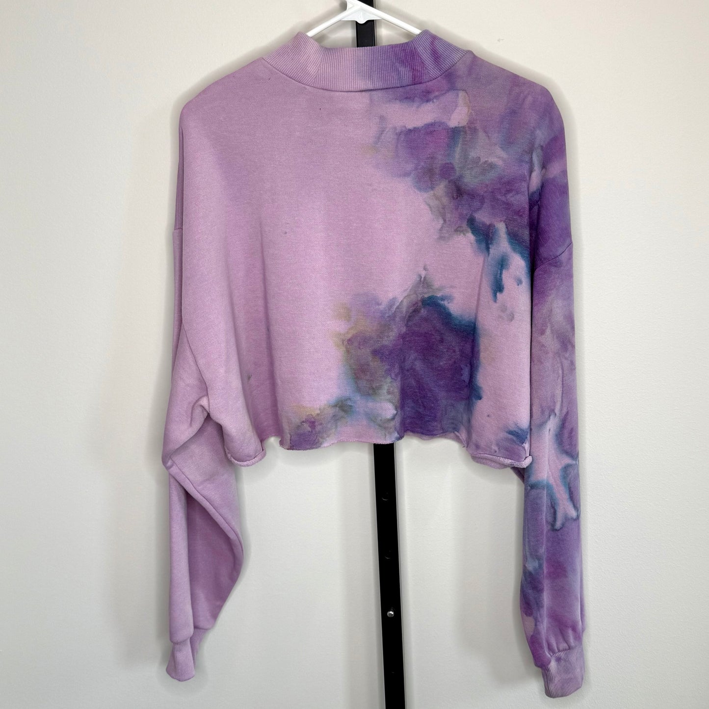 lavender haze ice dyed cropped sweatshirt- xl