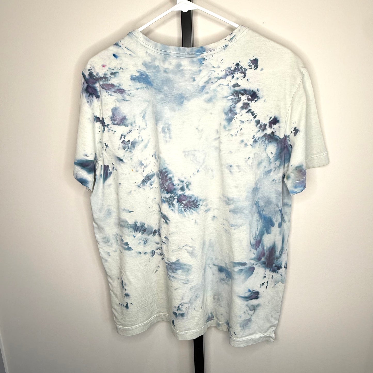 Wedgewood Blue abstract ice dyed t-shirt- unisex Large