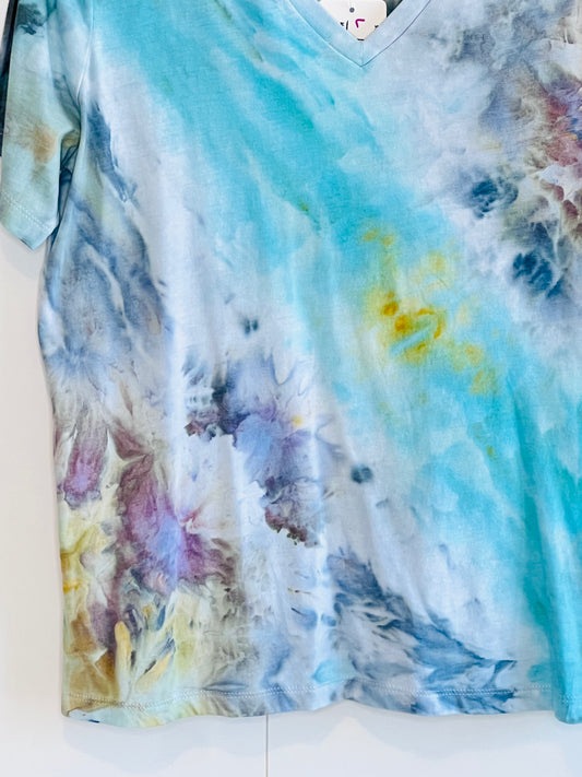 Reimagined peacock abstract ice dyed v-neck t shirt LARGE cotton blend