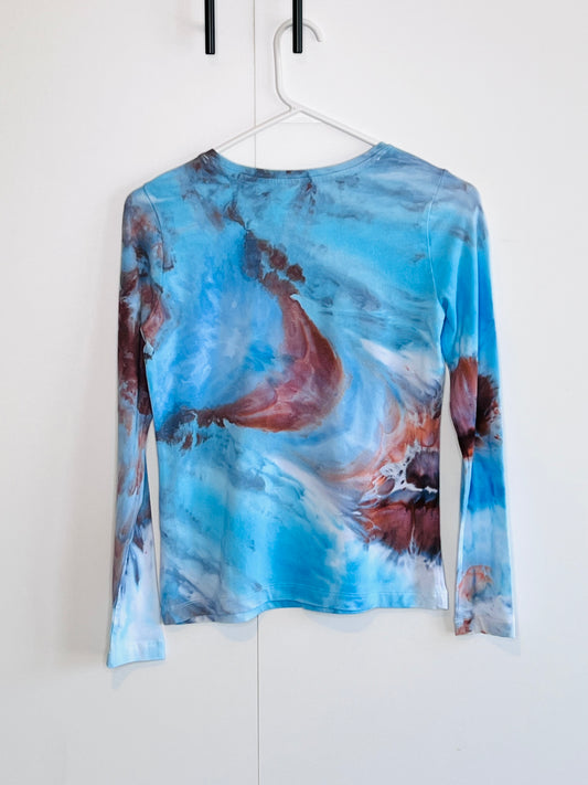 Rust and blue abstract ice dyed long sleeve t-shirt- x-small- stretchy.