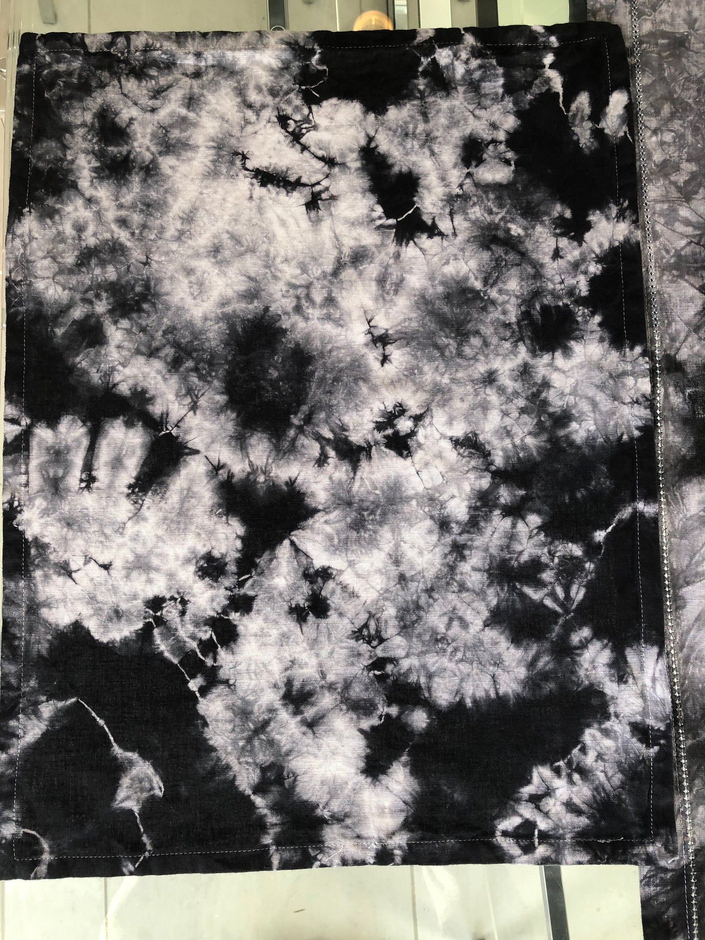 Table runner-black and white Shibori linen