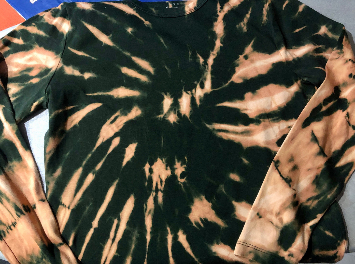 Layering long sleeve cotton shirts.