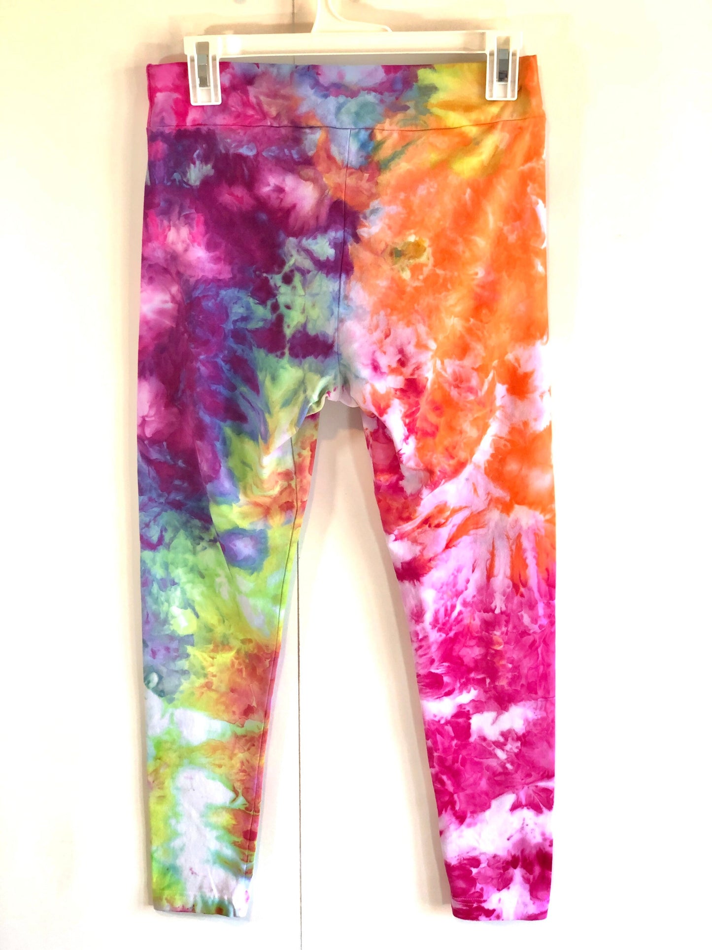 Rainbow tie dyed women’s leggings ankle length high waist.