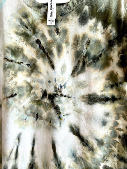 Army Green spiral tie dye kids t-shirt m 10-12