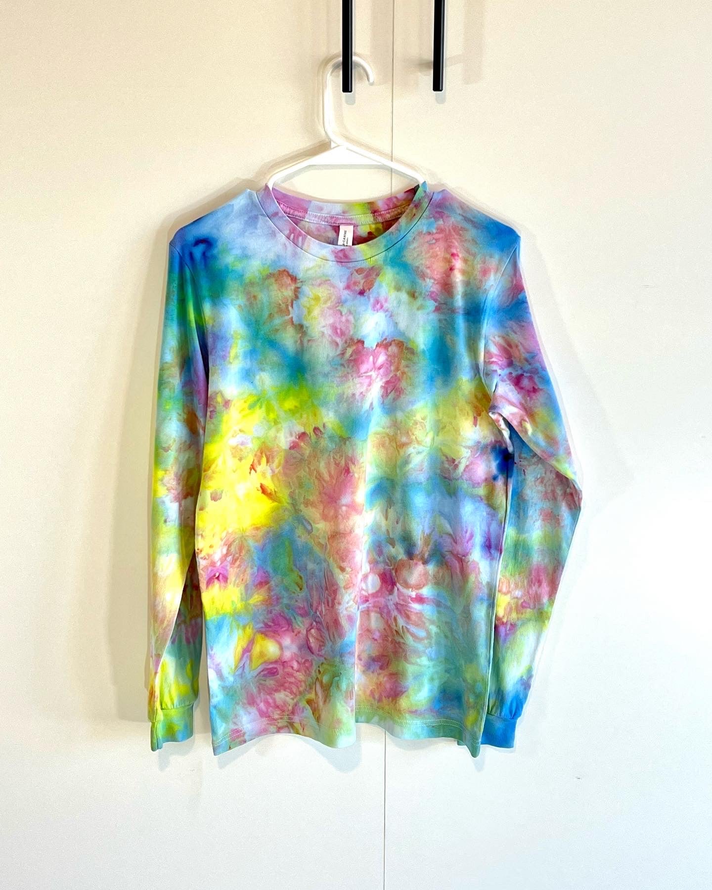 Fluorescent rainbow tie dye long sleeve unisex t-shirt