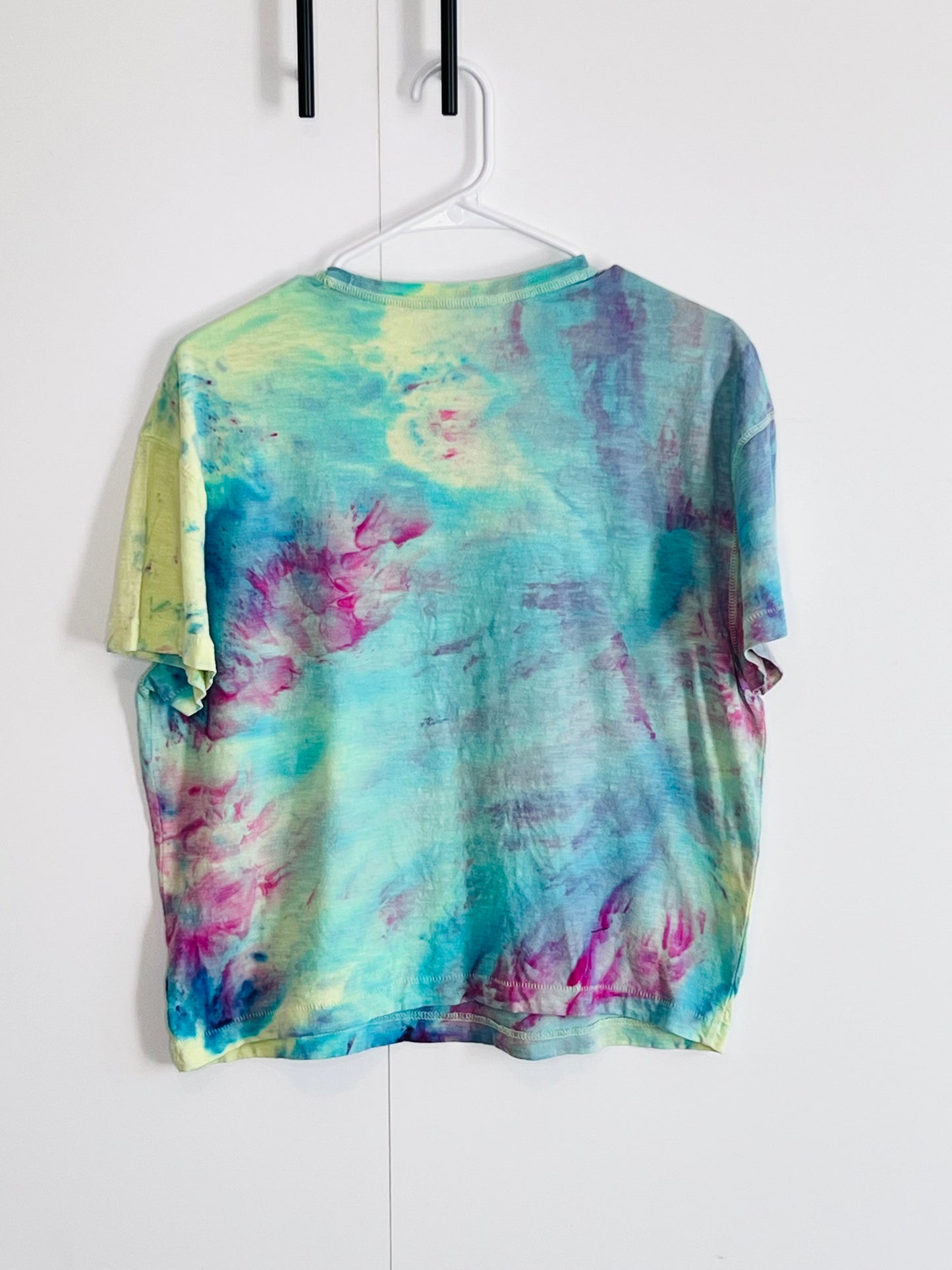 Hot tropics abstract ice dye t-shirt-Xs- runs large