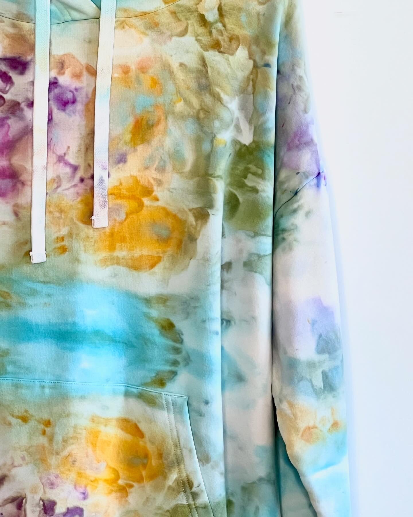 Pastel dream ice dyed buffalo hoodie Medium