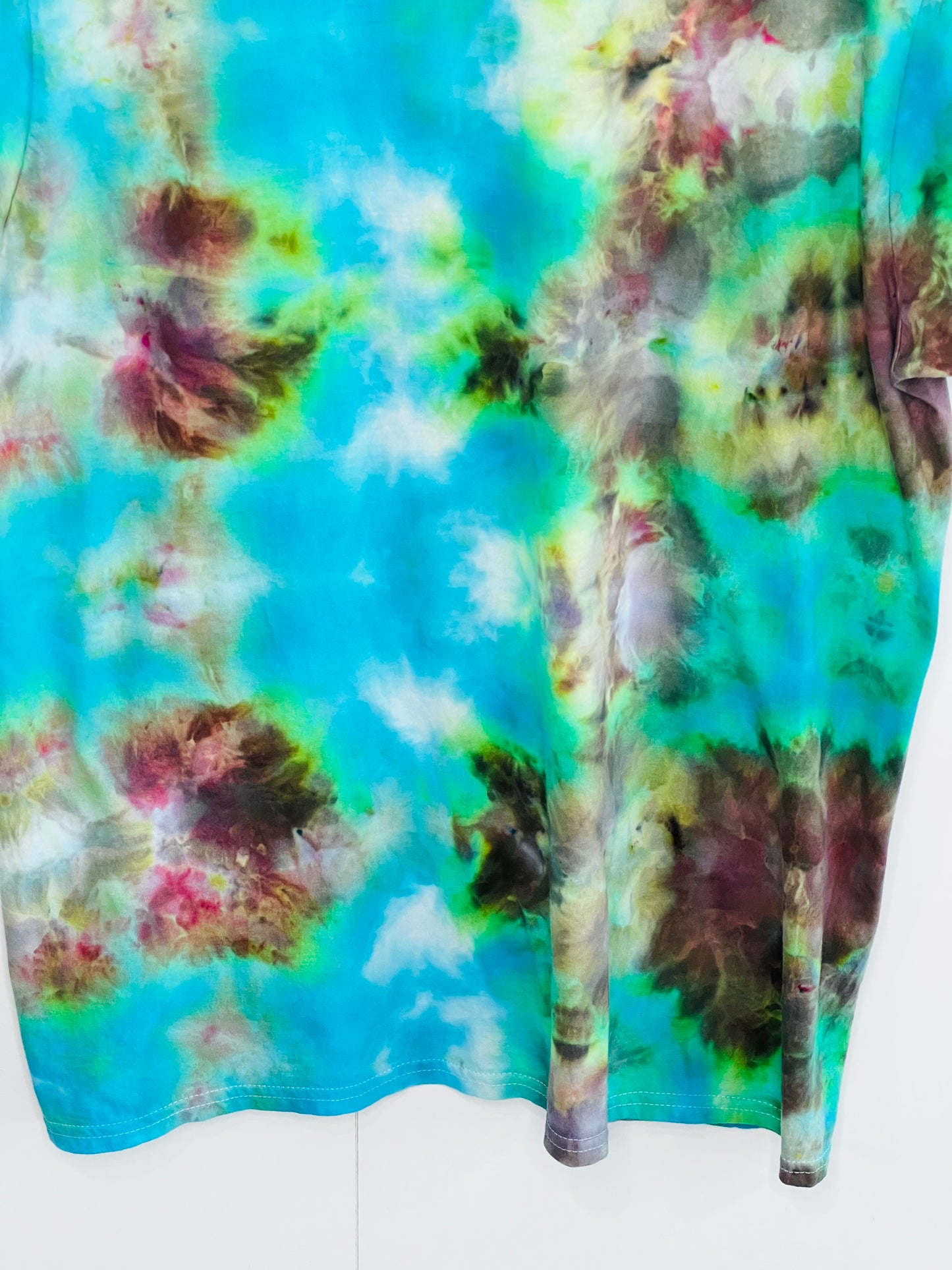 Blue and green ice tie dyed X-large unisex t- shirt