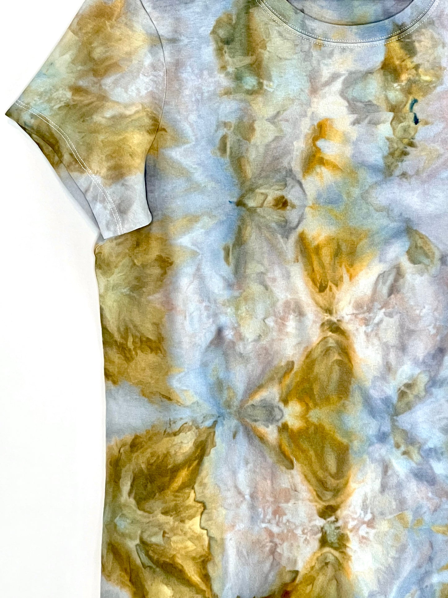 Ocean vibes tie dye tee shirt- Medium