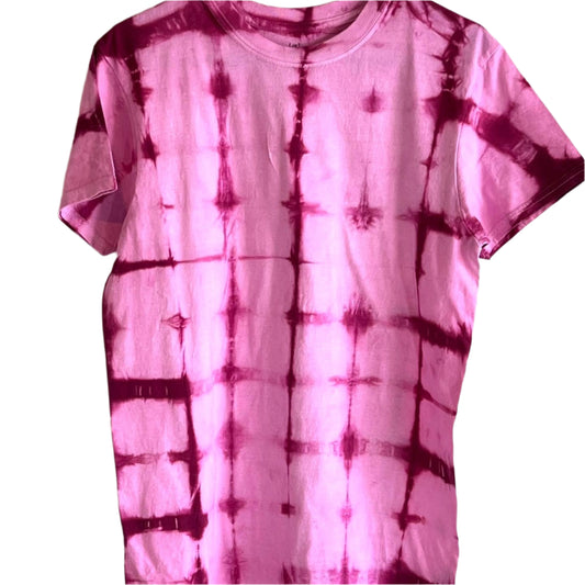 Red shibori tie dyed short sleeve unisex shirt. medium