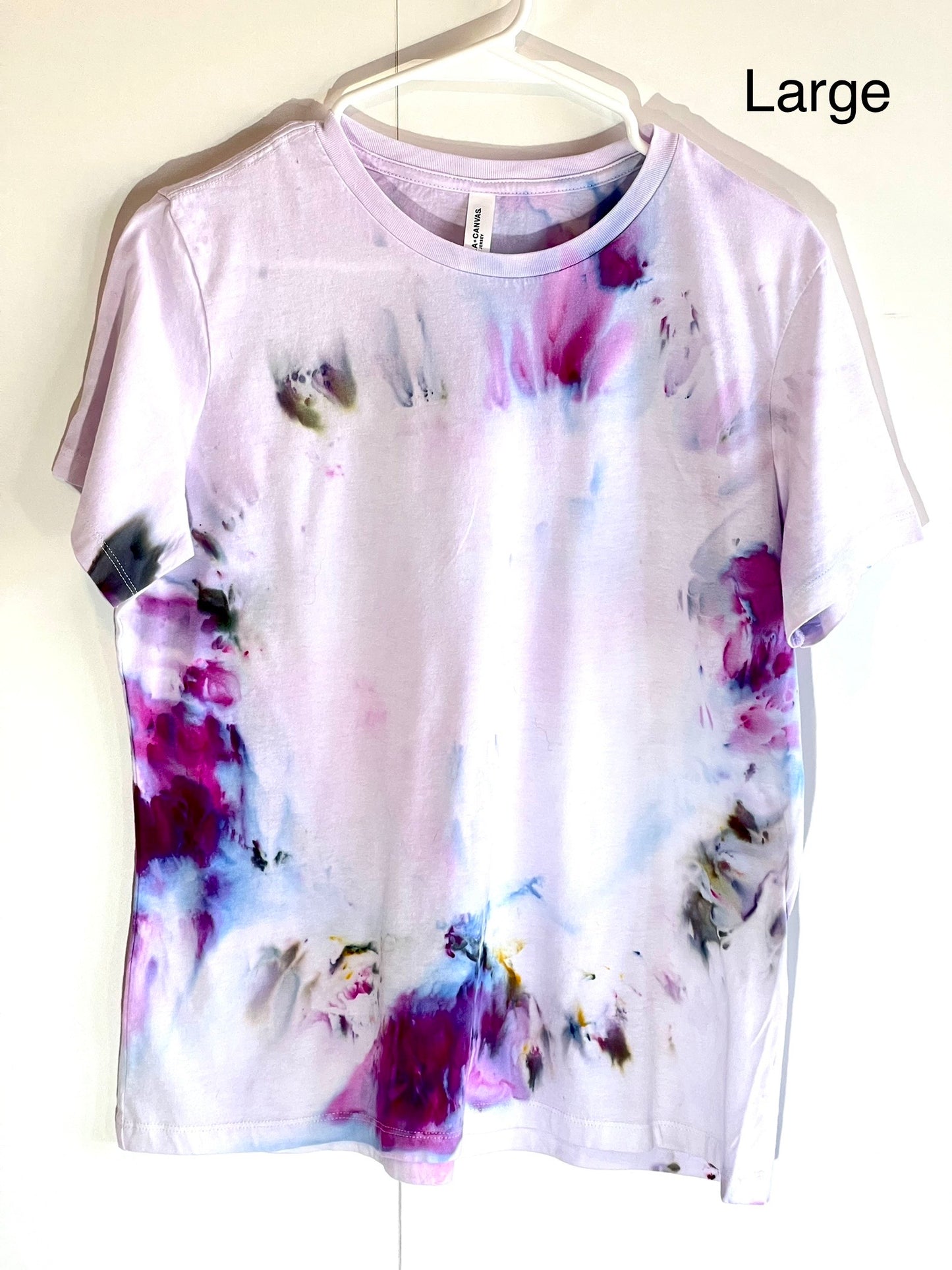 Fuchsia abstract tie dye t-shirt large