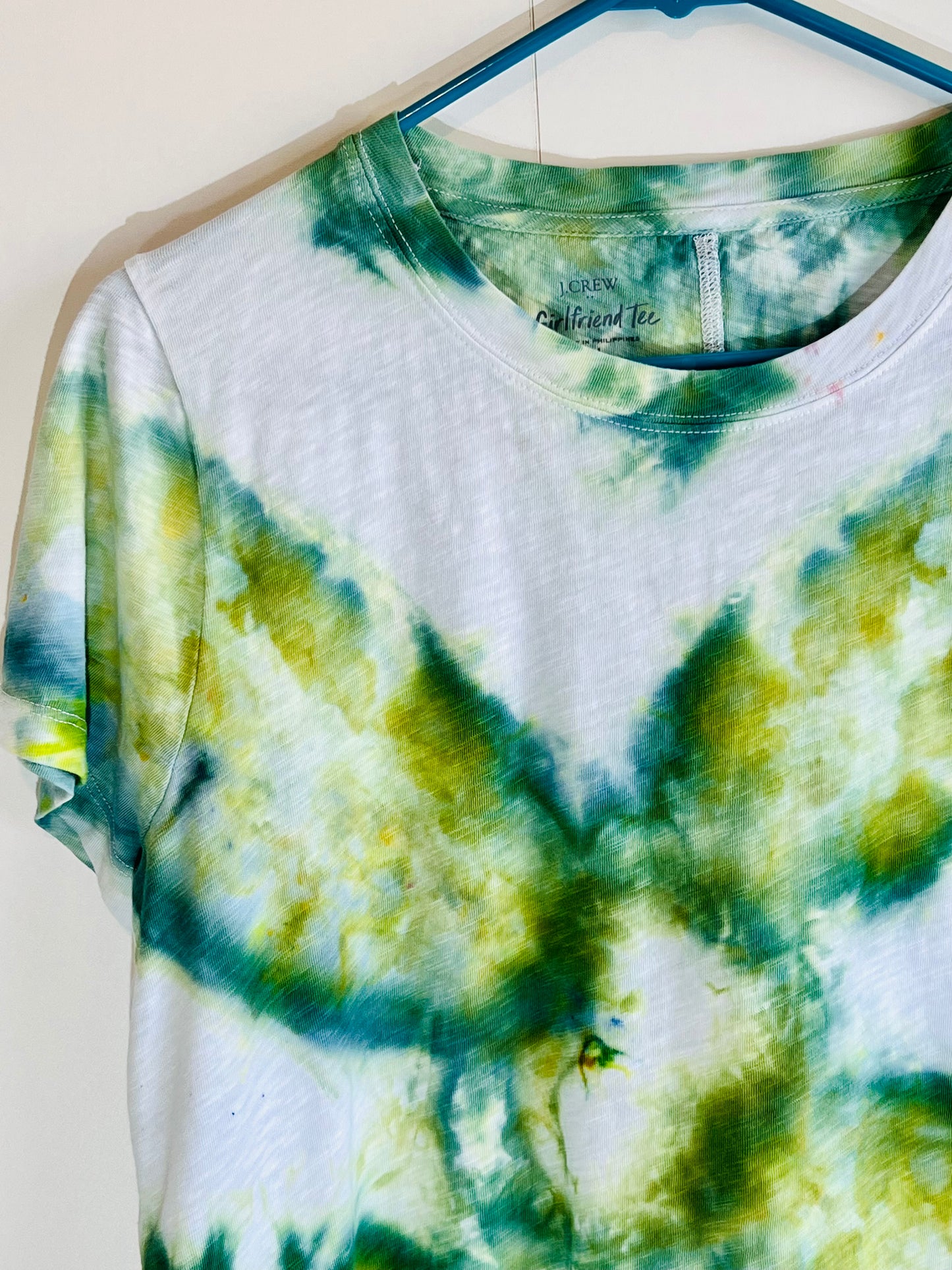 Green ice dye t-shirt- large