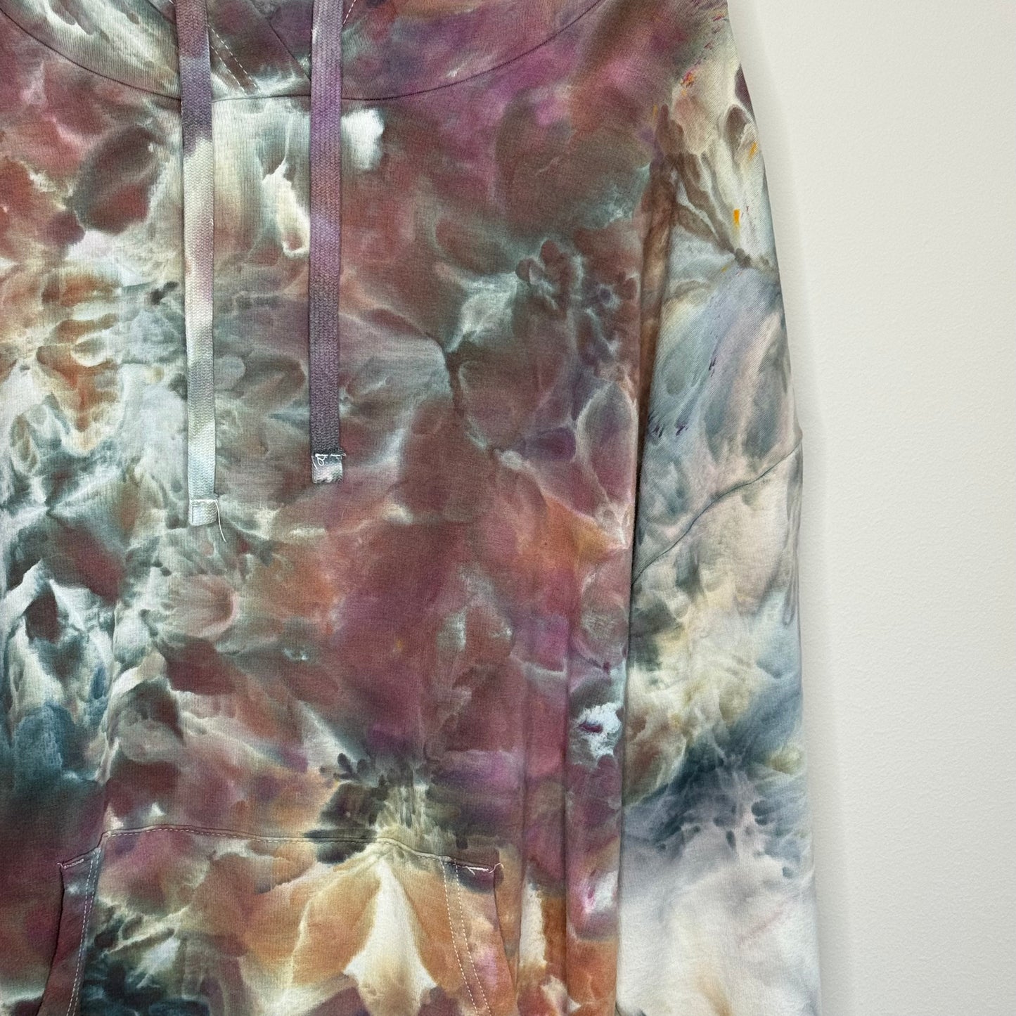 Camel storm ice dyed buffalo hoodie x-large