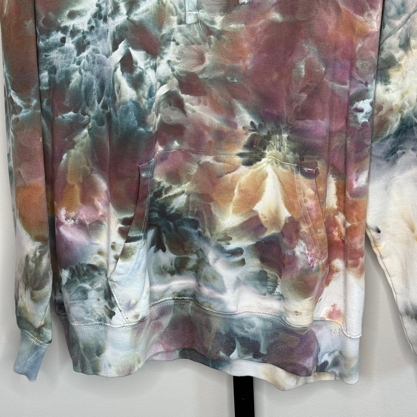 Camel storm ice dyed buffalo hoodie x-large