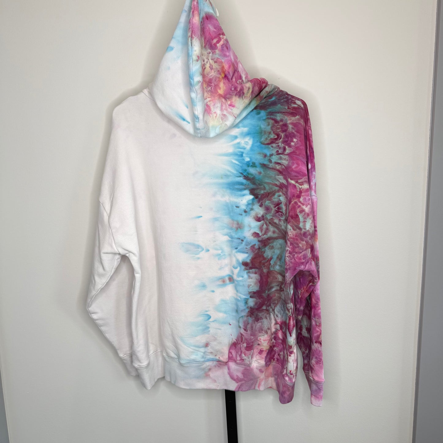 Strawberry fade ice dyed buffalo hoodie x-large