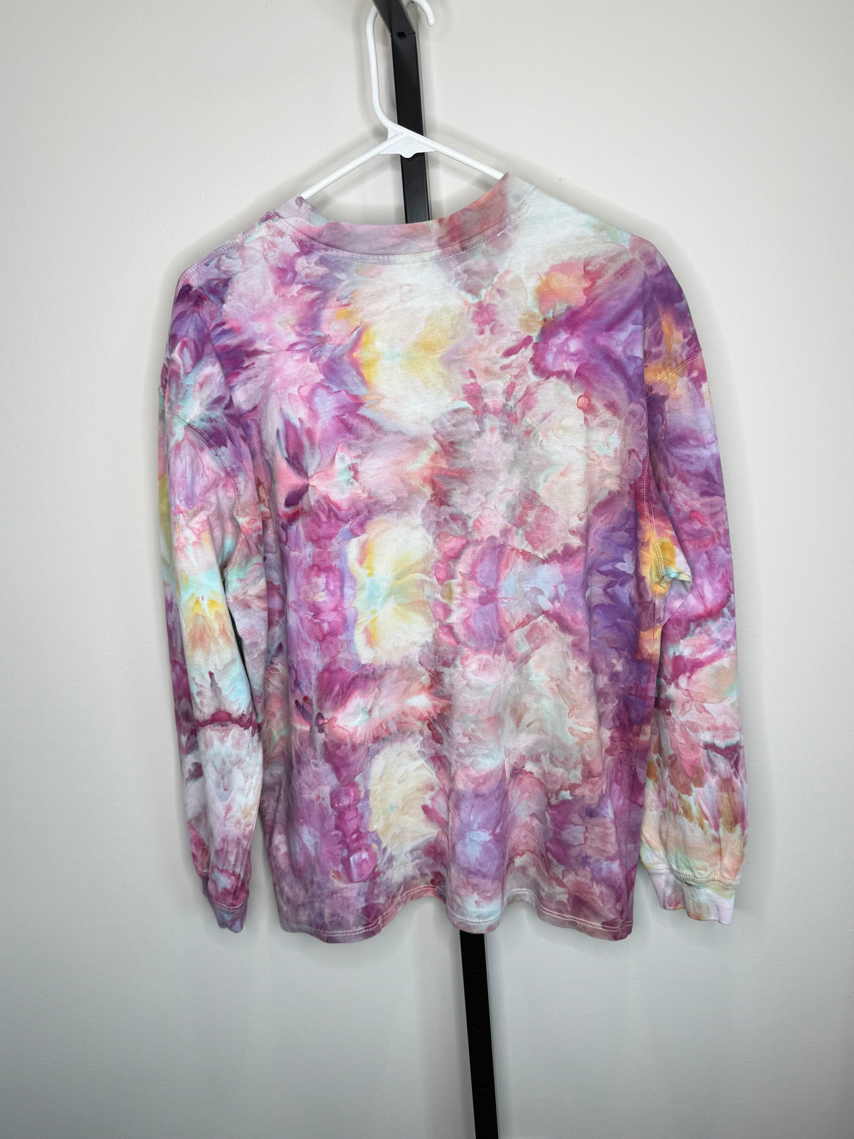 Strawberry skies tie dye long sleeve crop top-Medium