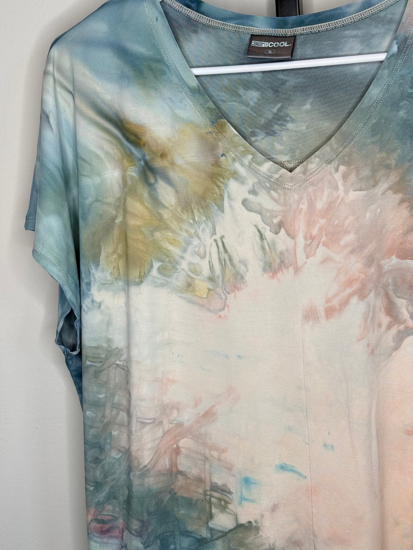 Monet inspired abstract modal ice dyed v-neck medium