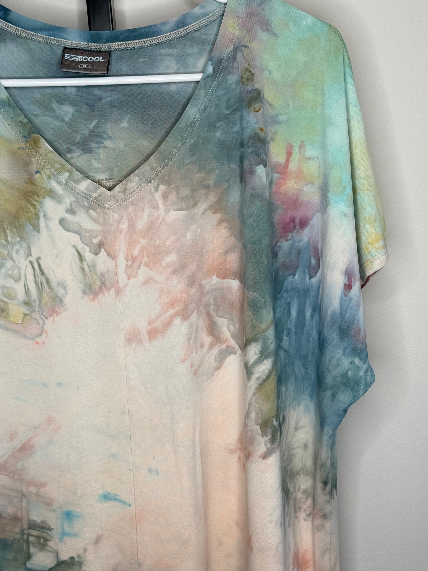 Monet inspired abstract modal ice dyed v-neck medium