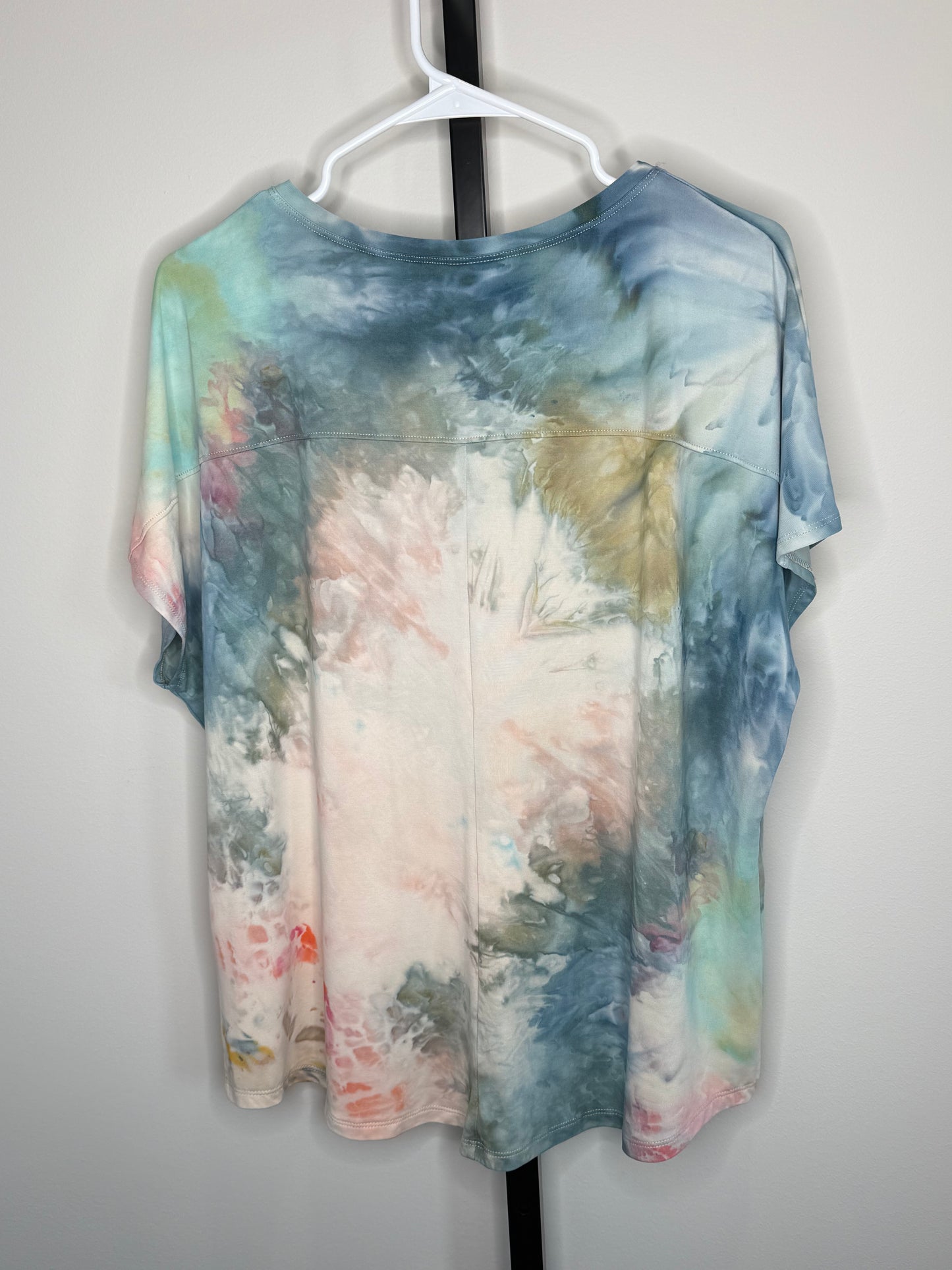 Monet inspired abstract modal ice dyed v-neck medium