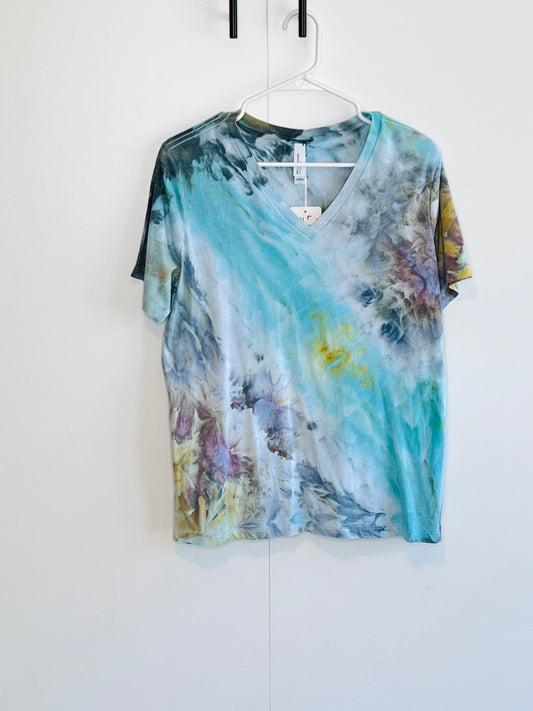 Reimagined peacock abstract ice dyed v-neck t shirt LARGE cotton blend