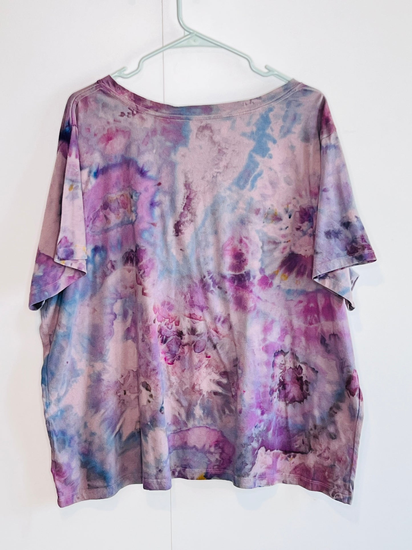 Dark purple geode t-shirt- 2xl