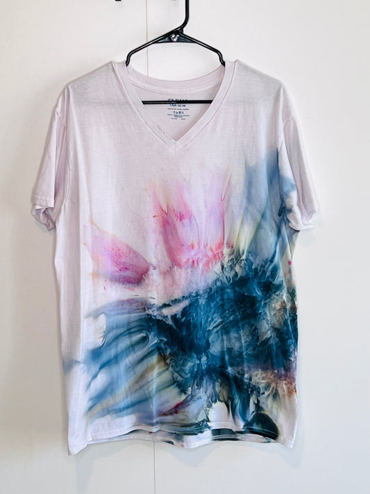 Teal and pink men’s/unisex v- neck tie dye t shirt- large