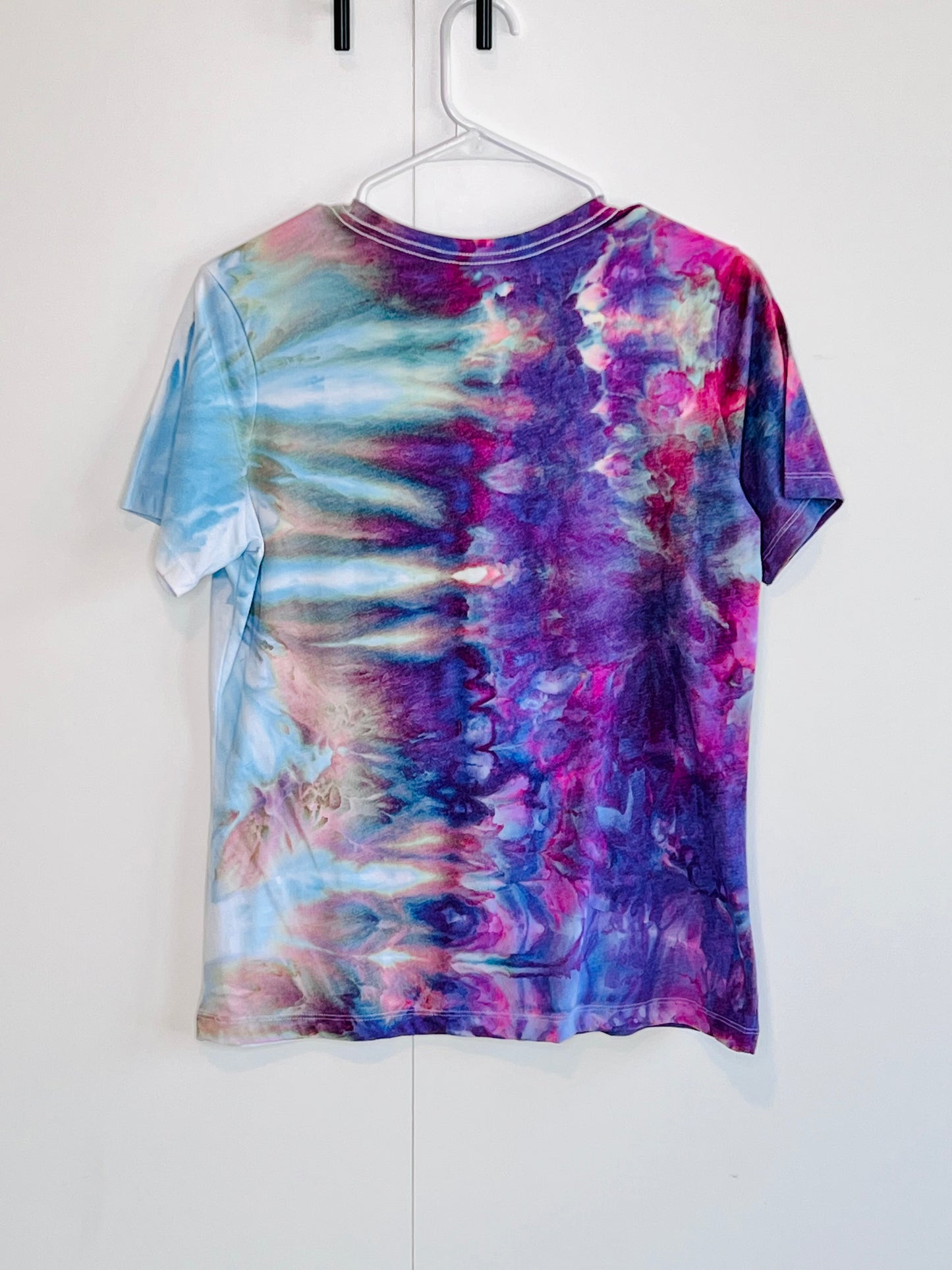 Strawberry fade ice dyed t-shirt- Medium- cotton blend