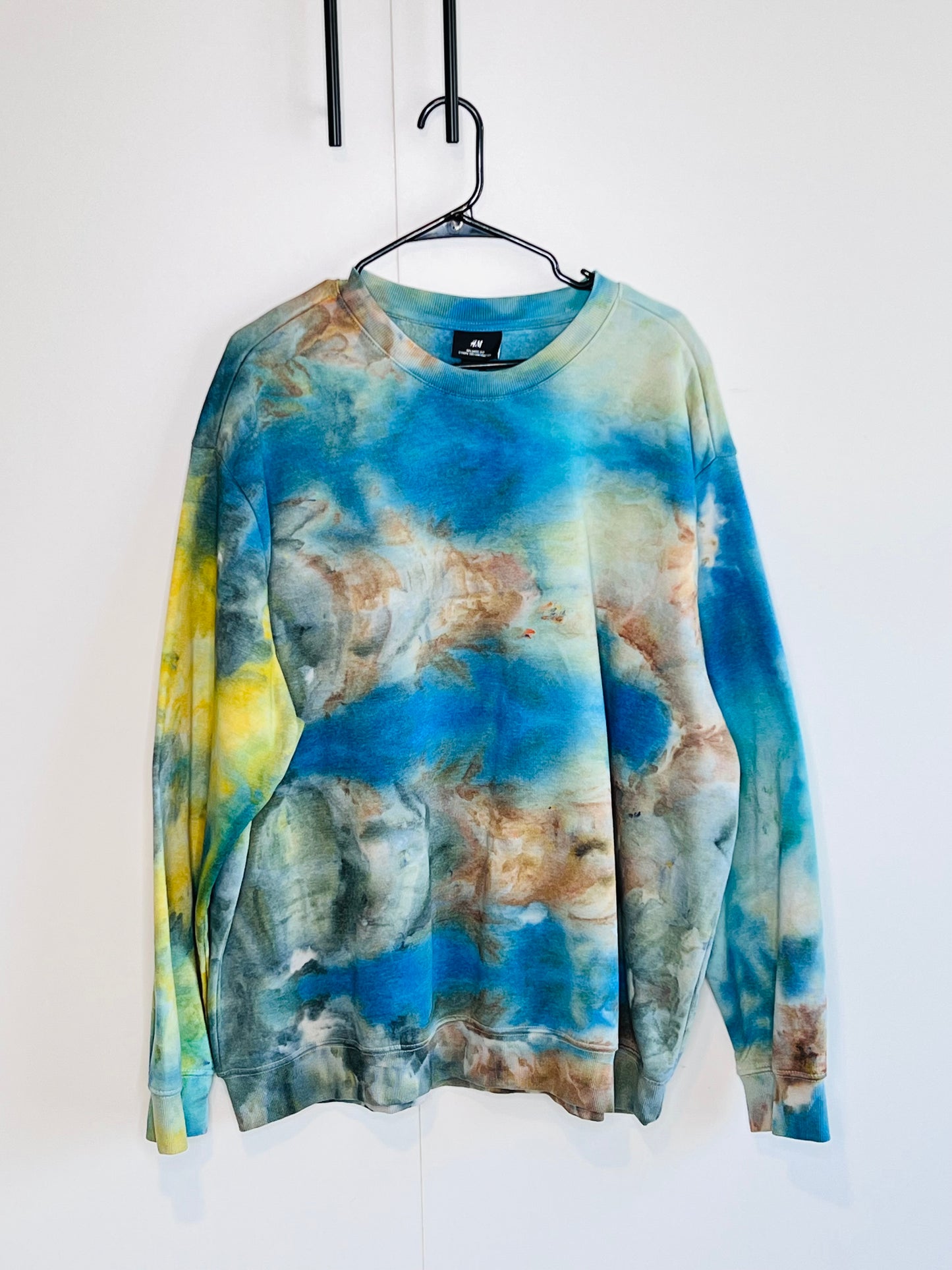 Sunshine through kelp inspired men’s/unisex tie dye sweatshirt 2X- large