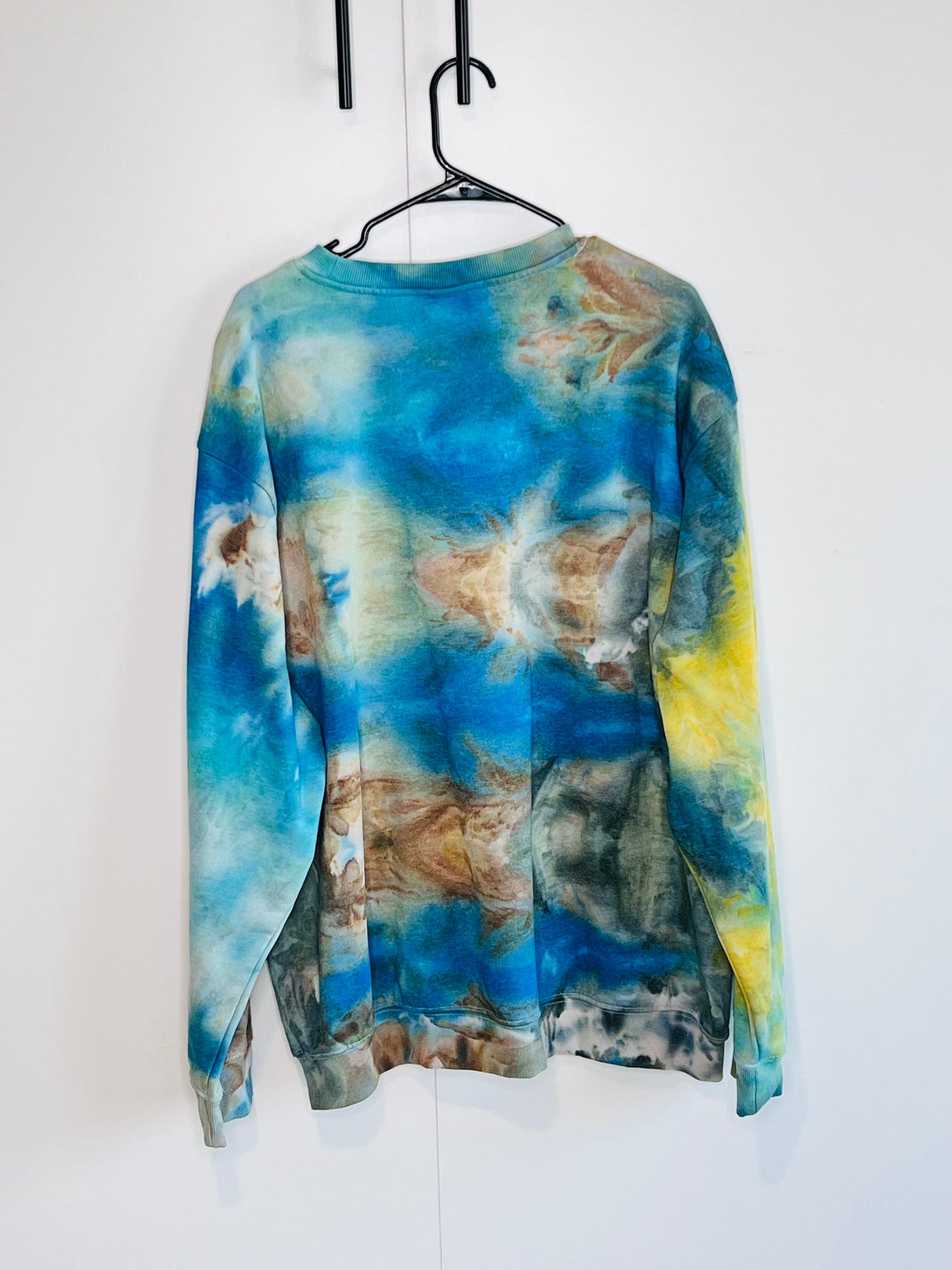 Sunshine through kelp inspired men’s/unisex tie dye sweatshirt 2X- large