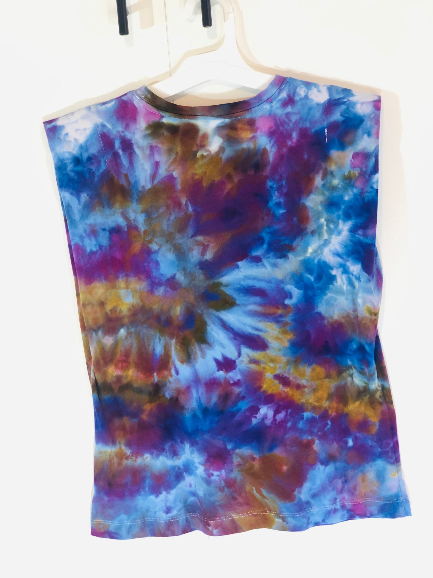 Ice dyed garden muscle tank top