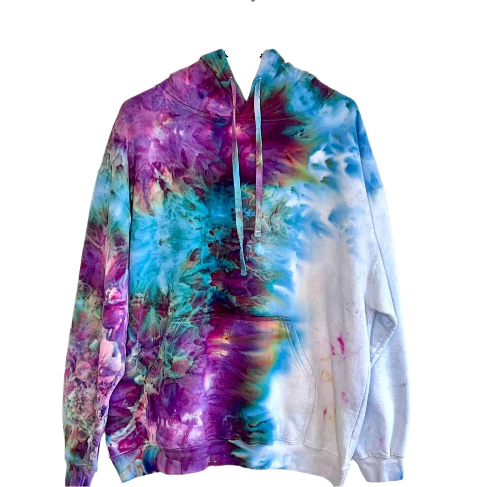 Blue/ pink ice dyed popular sweatshirt.