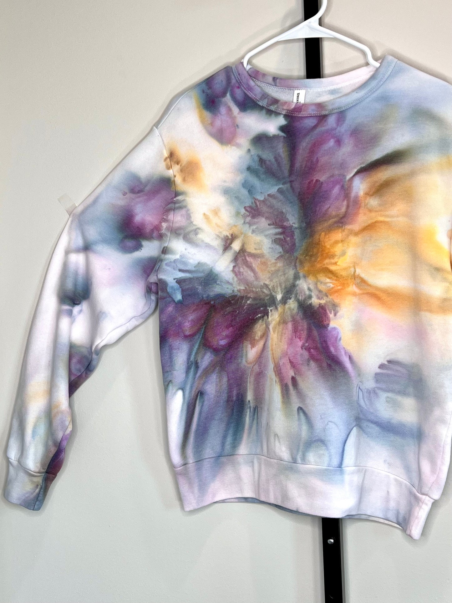 cosmic chaos ice dyed fleeced sweatshirt-small