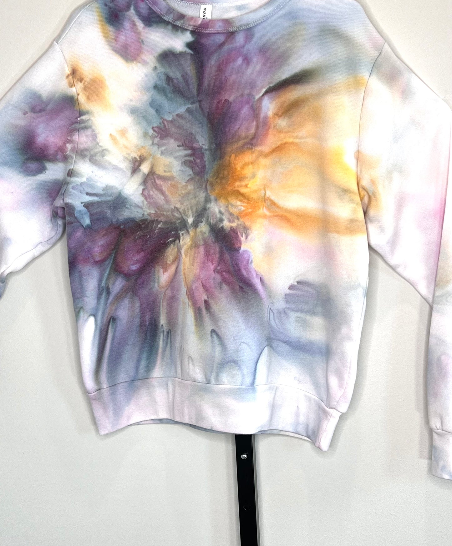 cosmic chaos ice dyed fleeced sweatshirt-small