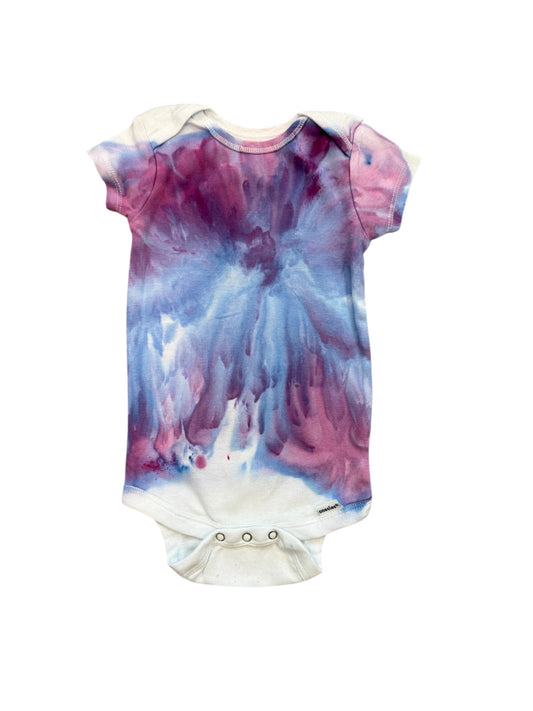 Hydrangia ice tie dyed organic cotton onesie- 6-9 months