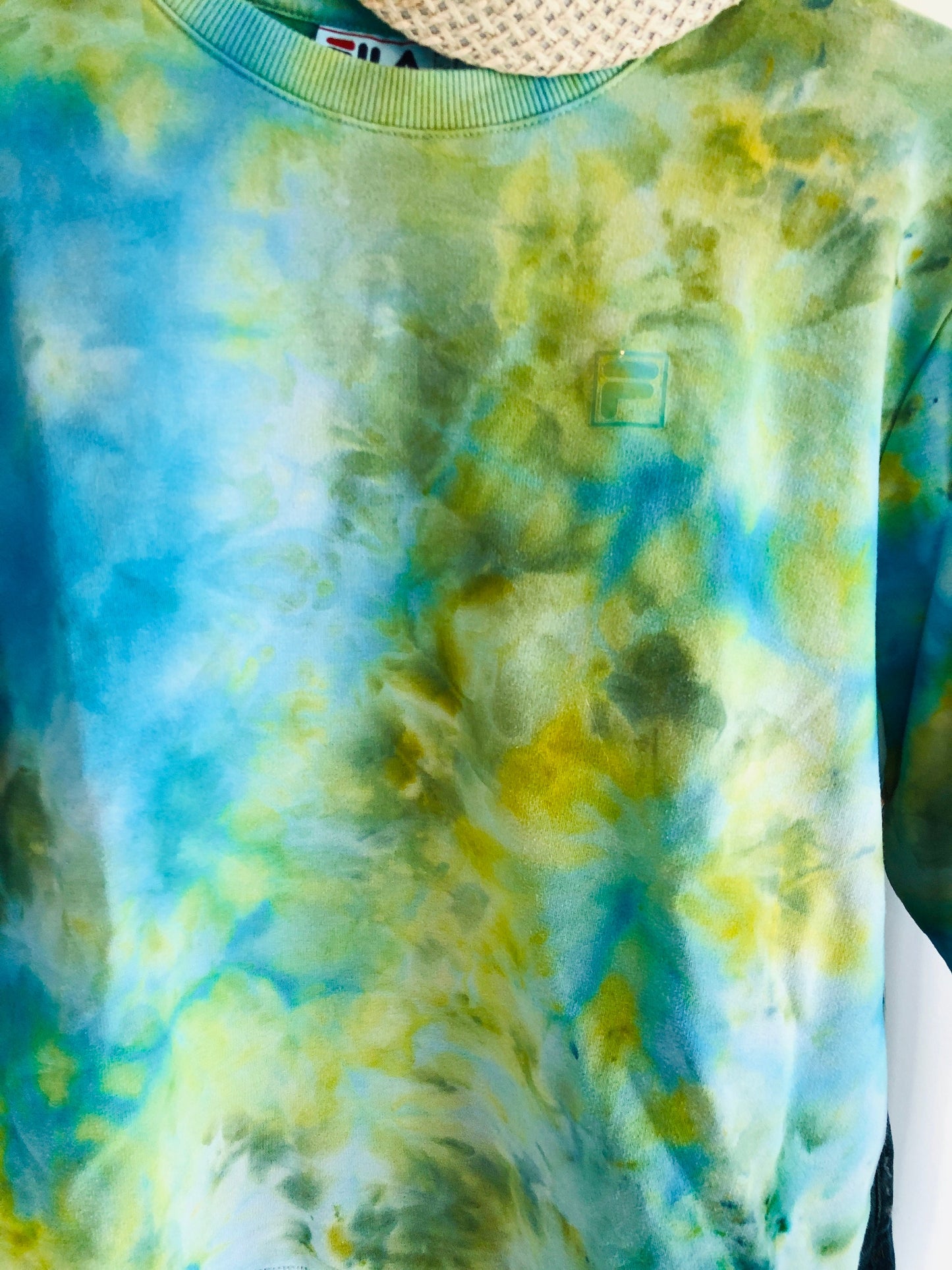 tie dyed sweatshirt with pockets aqua/yellow