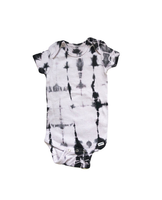 Organic tie dye onesies 12 mo