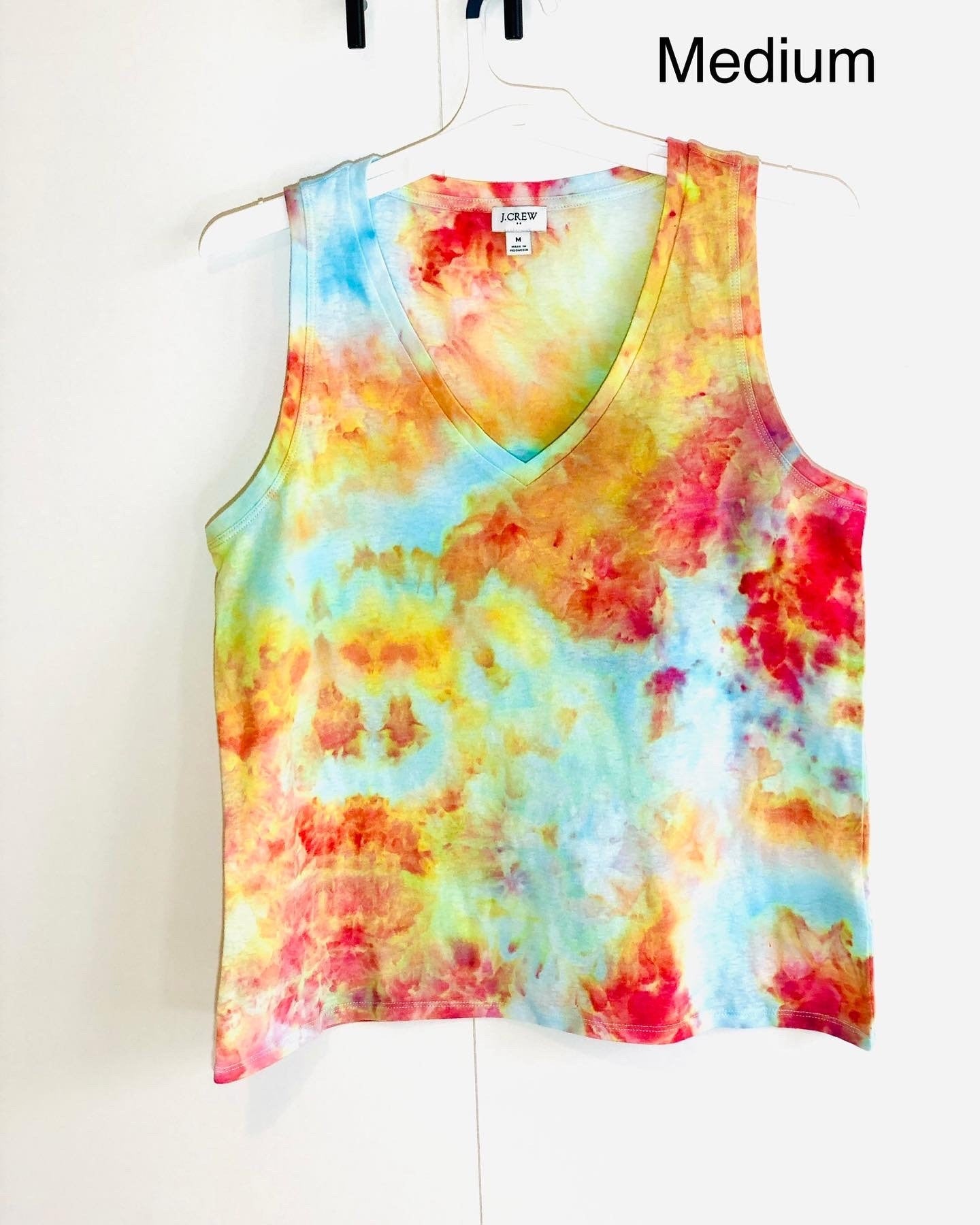 Hot tropics tank top- medium