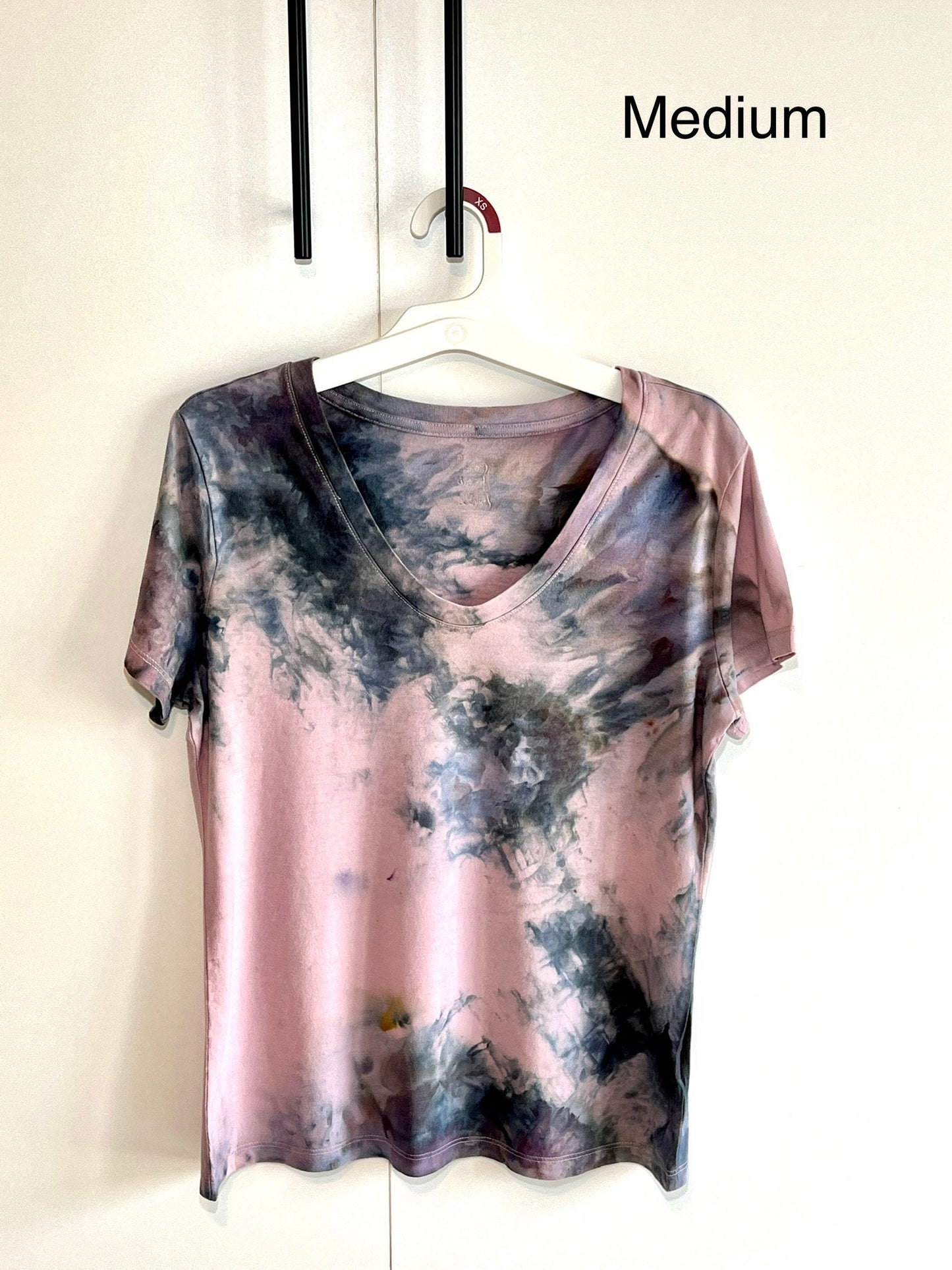 Smokey pink ice dyed t-shirt medium