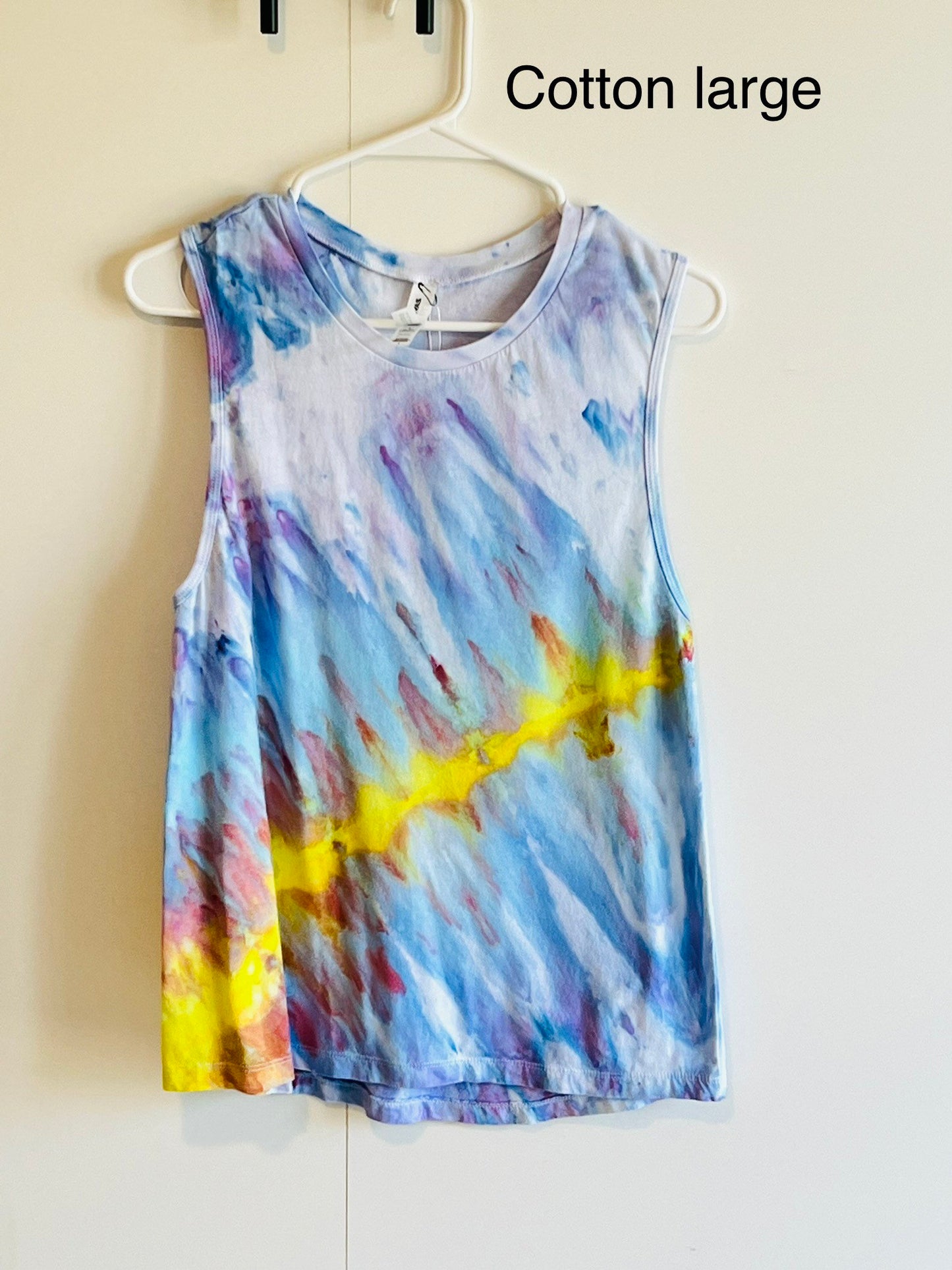 Bright rainbow tie dye tank top.