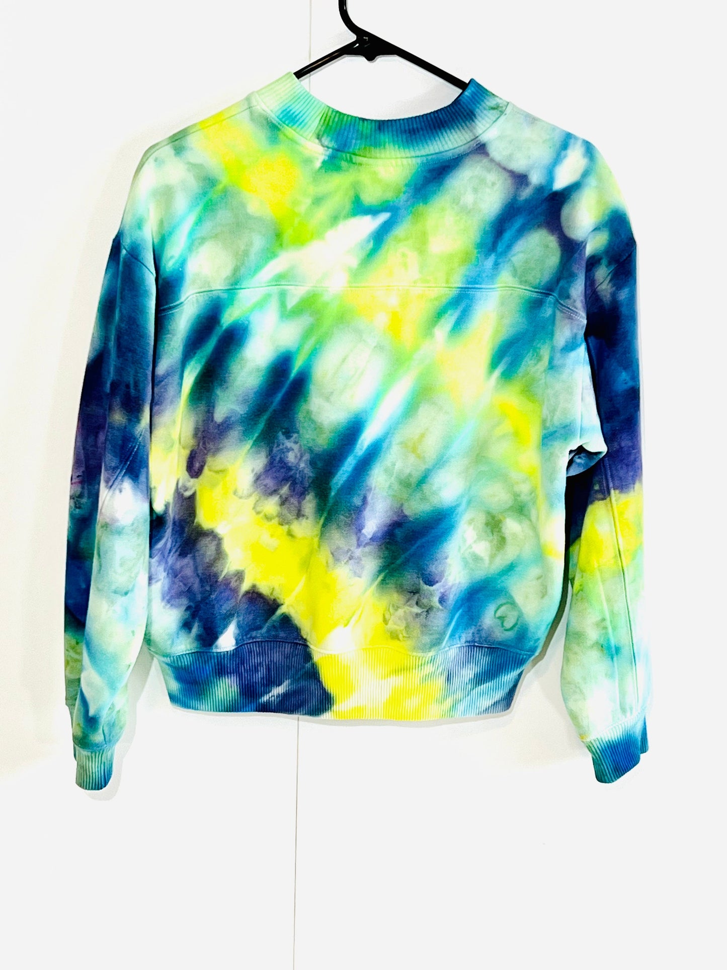 Highlight yellow ice dyed sweatshirt medium