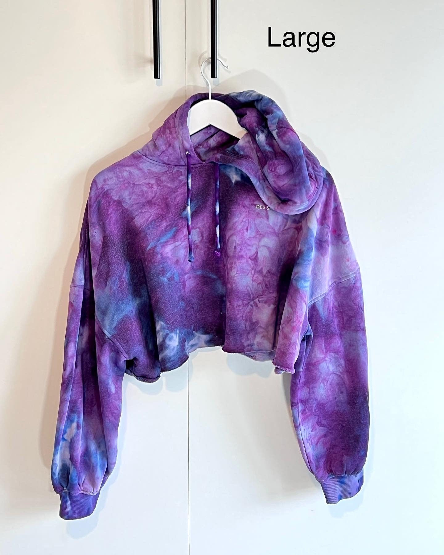 Moody purple cropped ice dyed hoodie- large