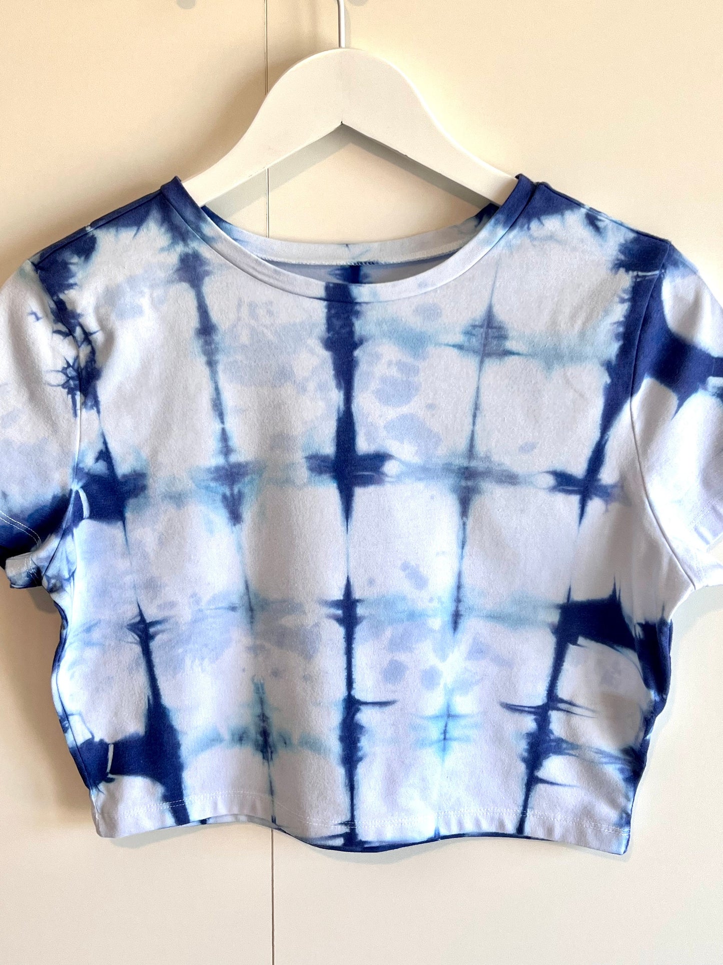 Blue shibori crop top.- xl- made from recycled plastics