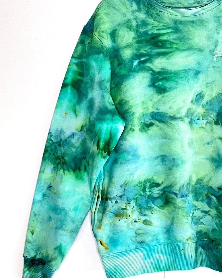 Ice dye sweatshirt spearmint with pockets- SMALL.