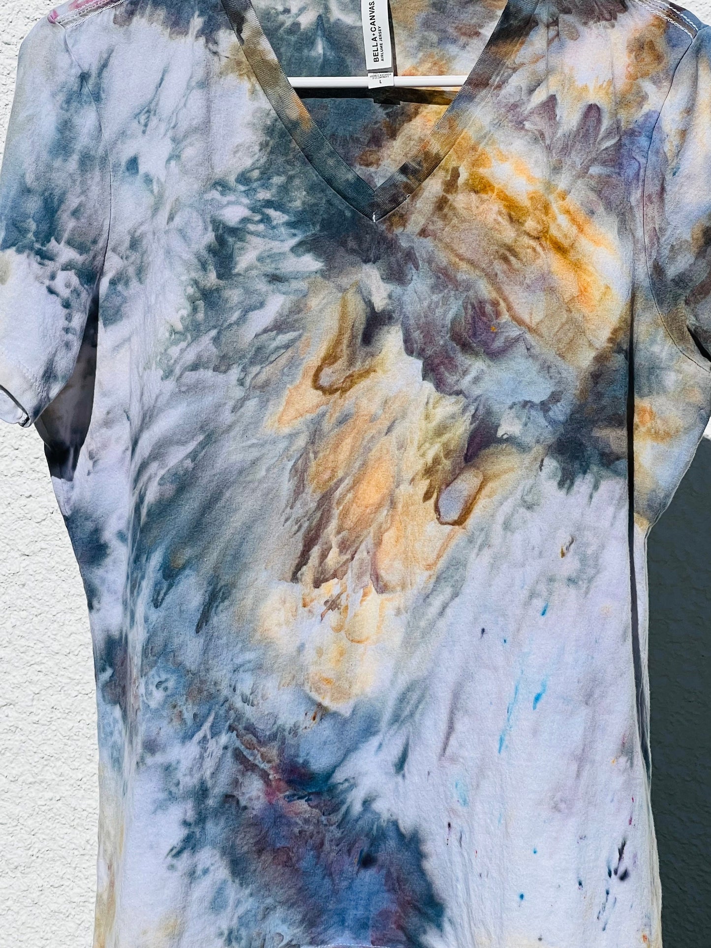 Gray and gold ice dyed v- neck t-shirt-LARGE