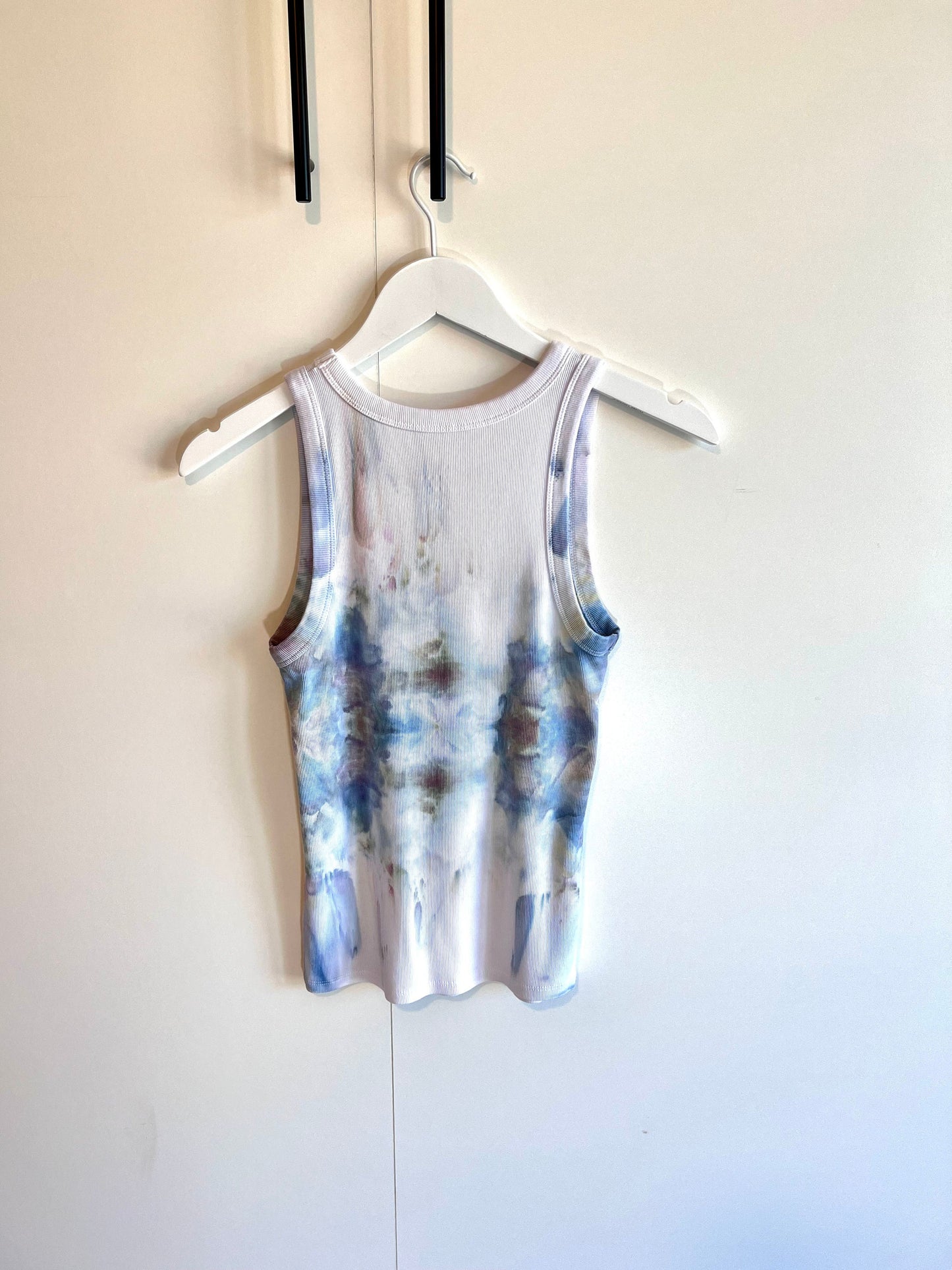 Blue abstract ice dyed ribbed tank top- LARGE