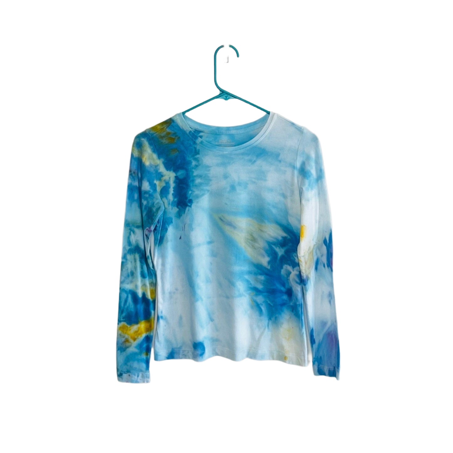 Maui blue ice dyed long sleeve t-shirt- x-small- stretchy.