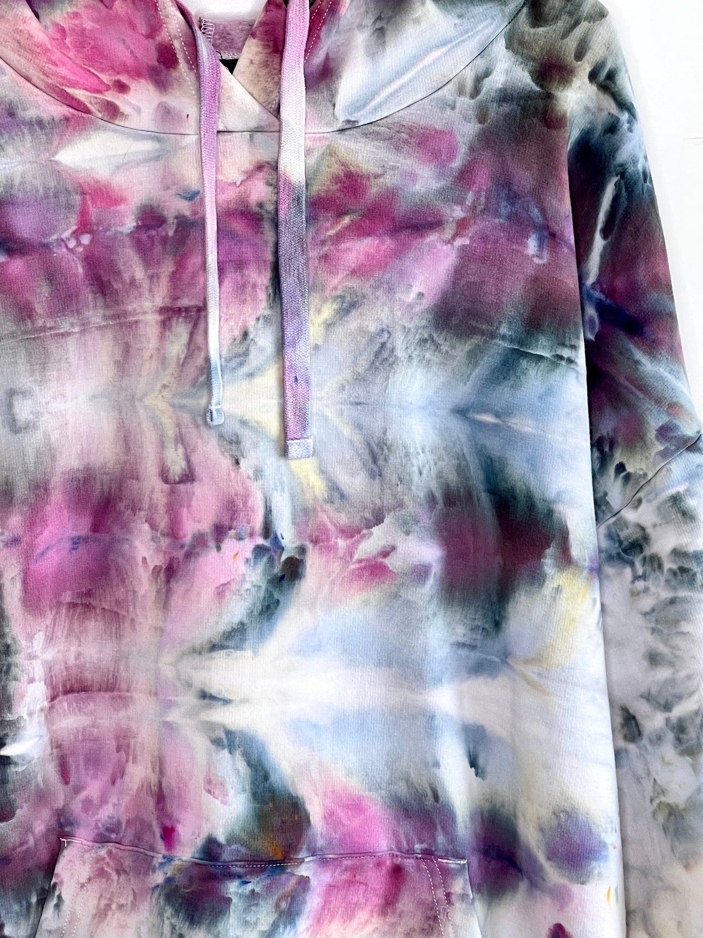 Pink and gray ice dyed hoodie x-large