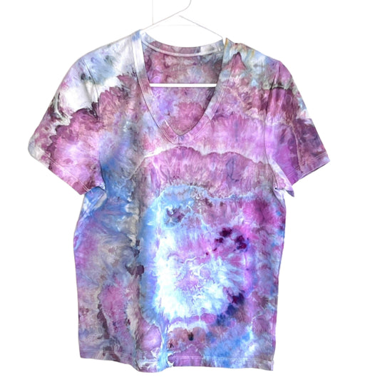 Light Purple geode t shirt- white